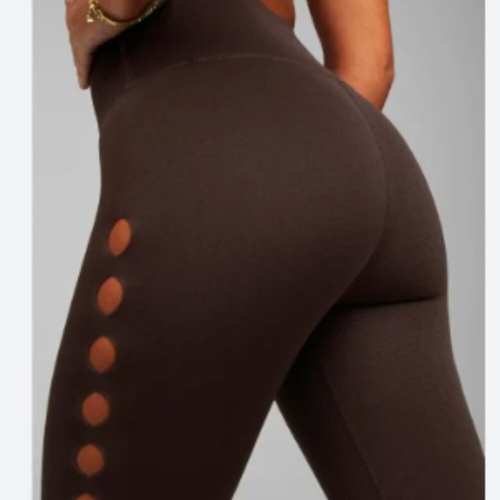 Fabletics SculptKnit High-Waisted Legging Cacao Small